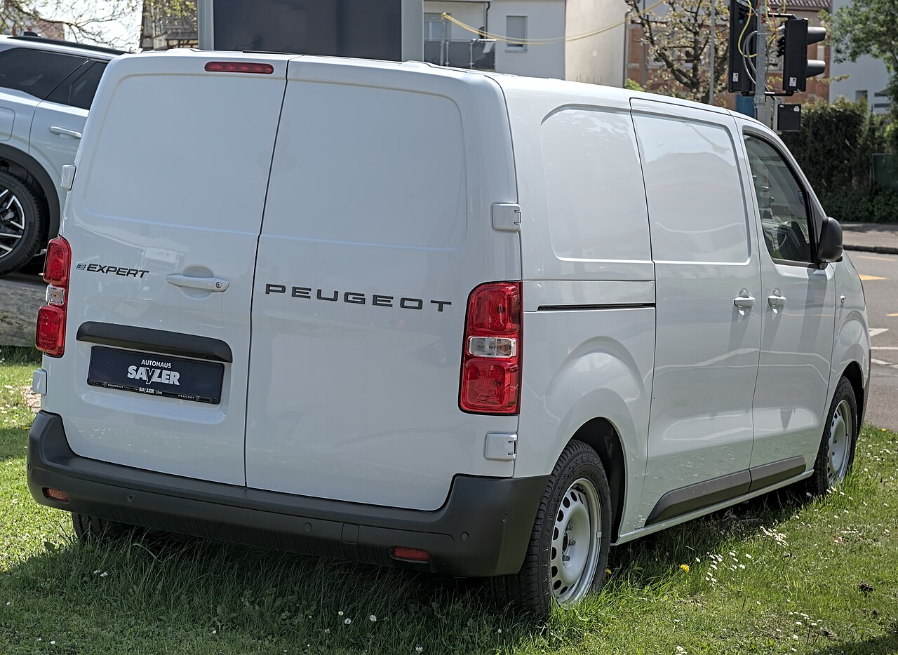 PEUGEOT E-EXPERT