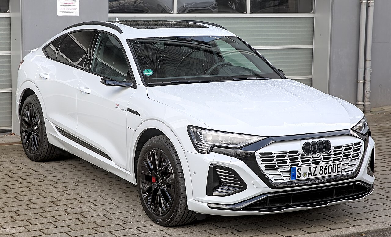 AUDI Q8 Sportback