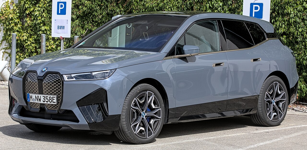 BMW IX