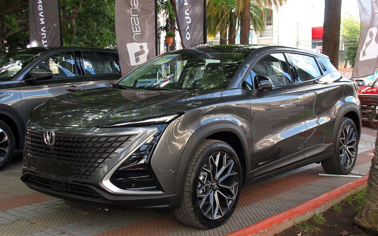 CAOA CHANGAN UNI-T