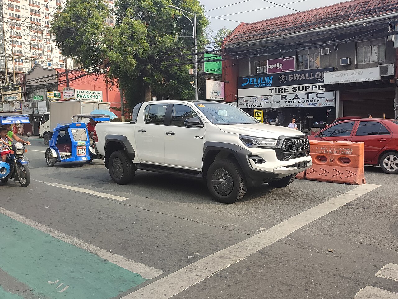 TOYOTA HILUX DIESEL 4X4 AT